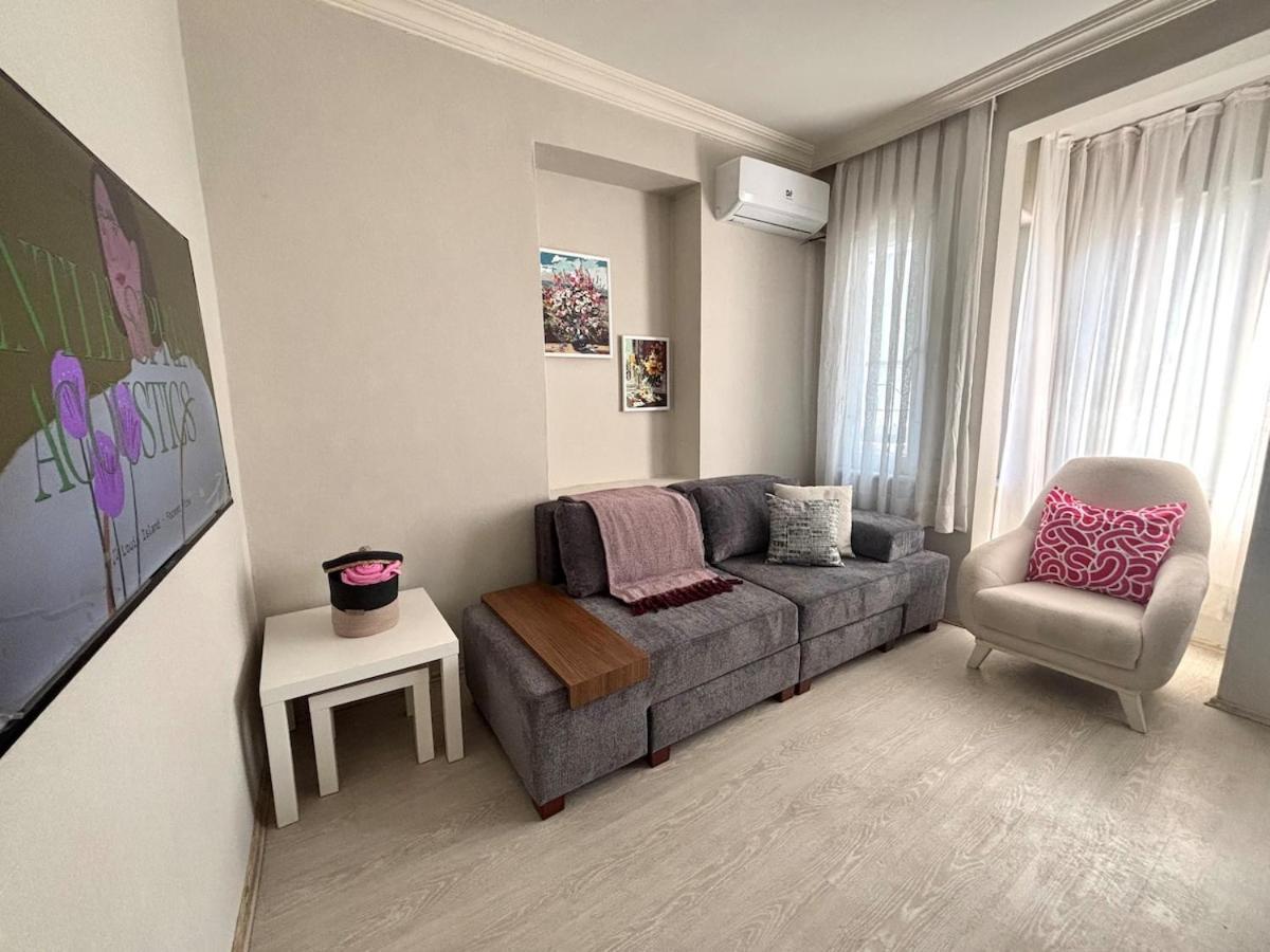 Villa Pink House Walk Everywhere, 3br, Fiber Internet